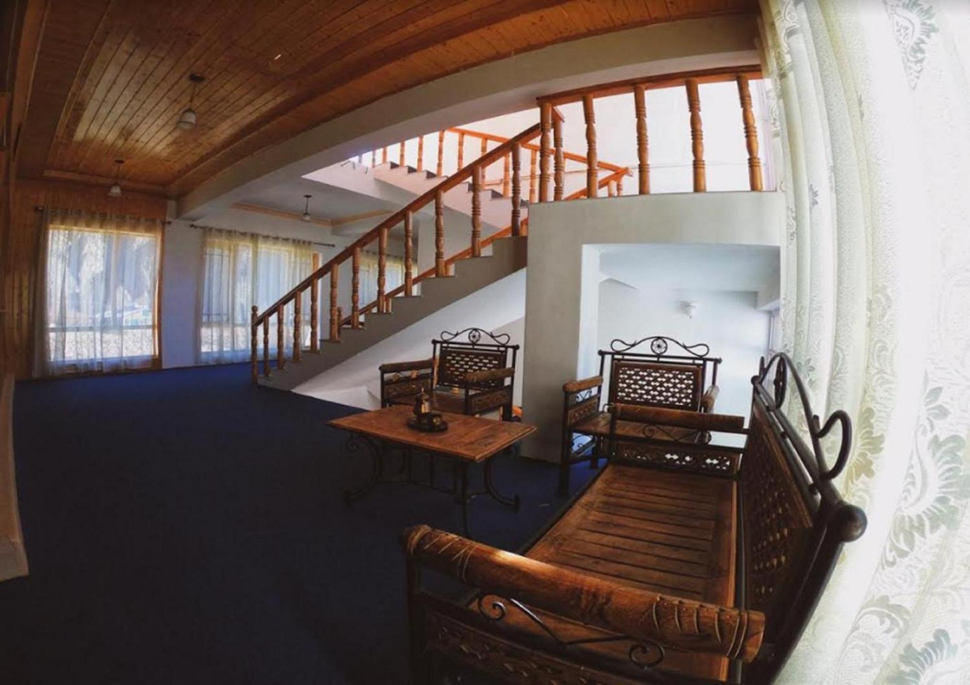 The Nun-Kun Residency Kargil Hotel Exterior foto